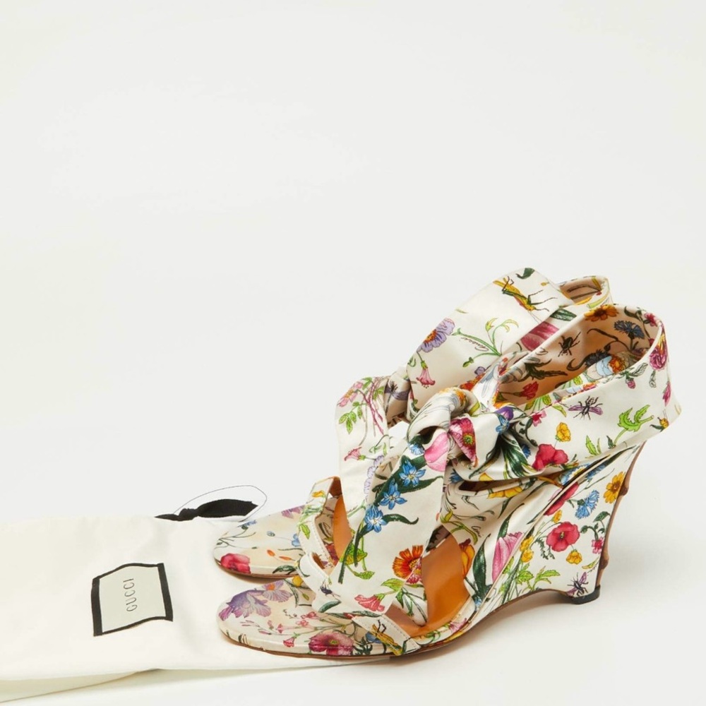 Gucci wedge sandals